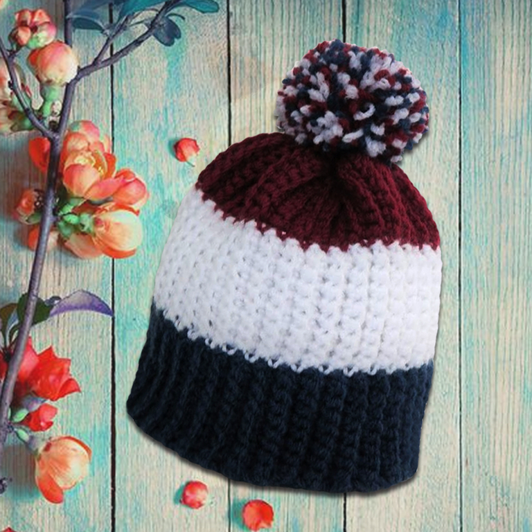 Gorro tejido, gorro a crochet, dónde comprar gorros tejidos, gorro tejido a mano. Tejidos personalizados. Talykí Taller de Tejidos y diseño textil en Bogotá